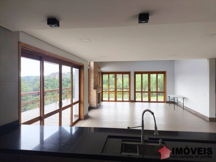 Imagem da galeria de fotos: Casa Residencial para Venda - Campos do Jordão, Alto do Capivari - REF: CA0159