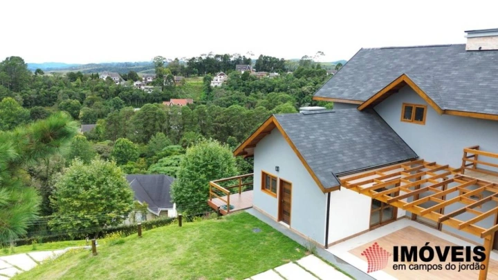 Imagem da galeria de fotos: Casa Residencial para Venda - Campos do Jordão, Alto do Capivari - REF: CA0159