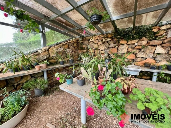 Imagem da galeria de fotos: Casa Residencial para Venda - Campos do Jordão, Vila Inglesa - REF: CA0171