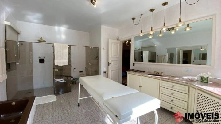 Imagem da galeria de fotos: Casa Residencial para Venda - Campos do Jordão, Toriba - REF: CA0270