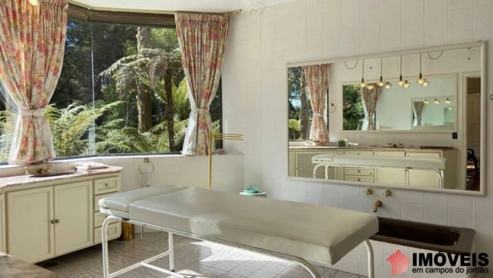 Imagem da galeria de fotos: Casa Residencial para Venda - Campos do Jordão, Toriba - REF: CA0270