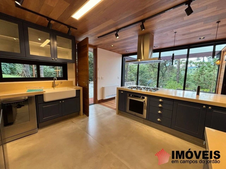 Imagem da galeria de fotos: Casa Residencial para Venda - Campos do Jordão, Jardim Embaixador - REF: CA0353