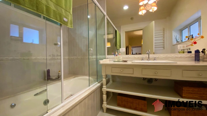 Imagem da galeria de fotos: Apartamento Residencial para Venda - Campos do Jordão, Vila Capivari - REF: AP0275
