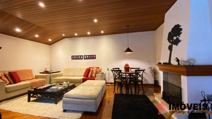 Imagem da galeria de fotos: Apartamento Residencial para Venda - Campos do Jordão, Vila Capivari - REF: AP0275